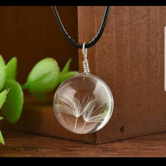 New dandelion necklace - Picture 2 of 2